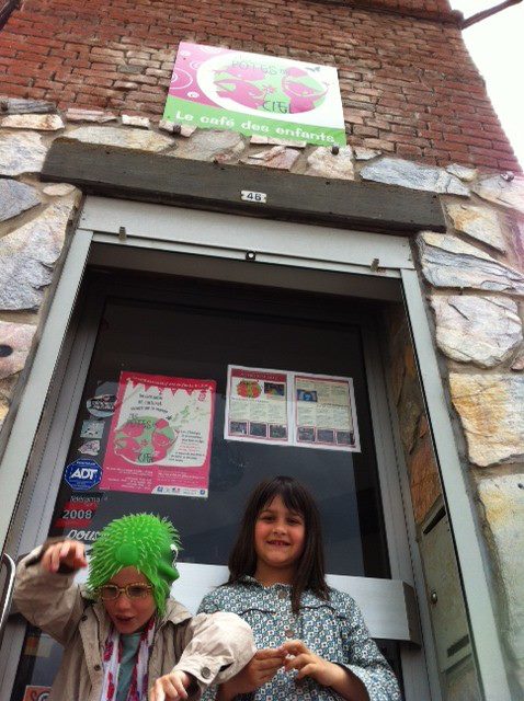 8073_113350492138477_896429437_n